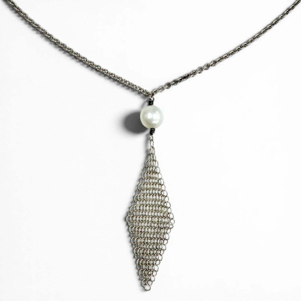 TIFFANY Silver Pearl Necklace